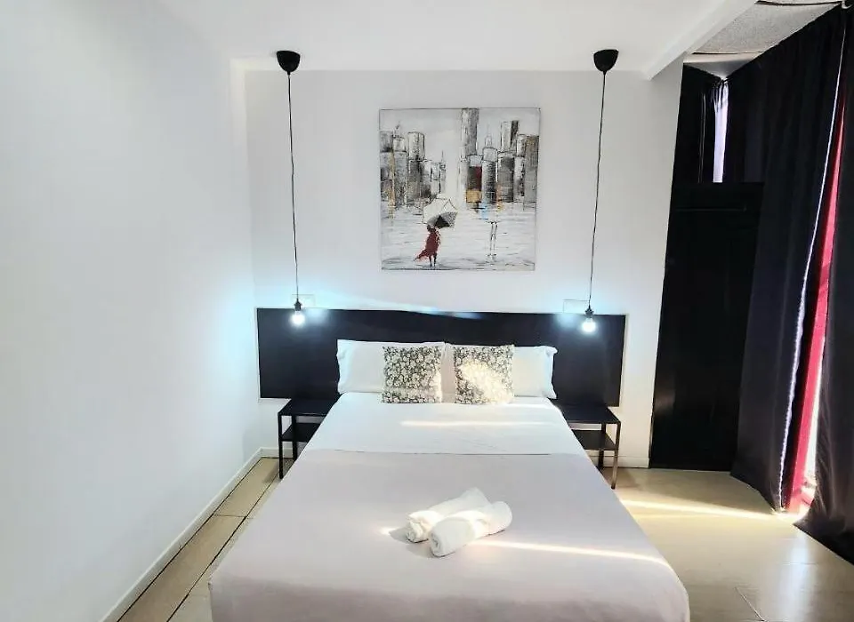 Ayz Javier Cabrini - Auto Check-In Property-1